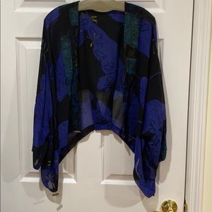 Beautiful dragonfly’s crop kimono, open front, OS